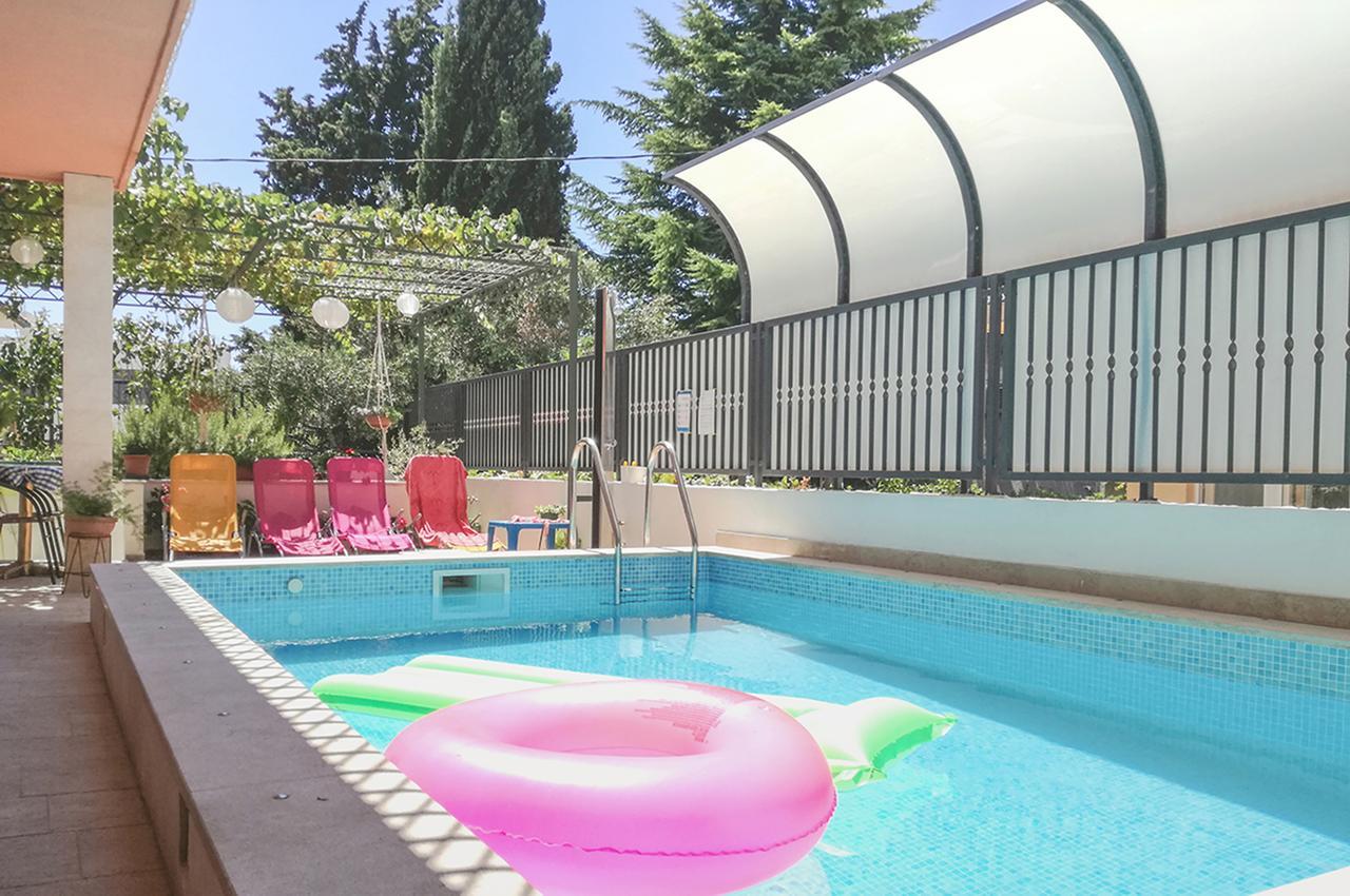 Poolside Paradise - A Hidden Gem In Split Kültér fotó